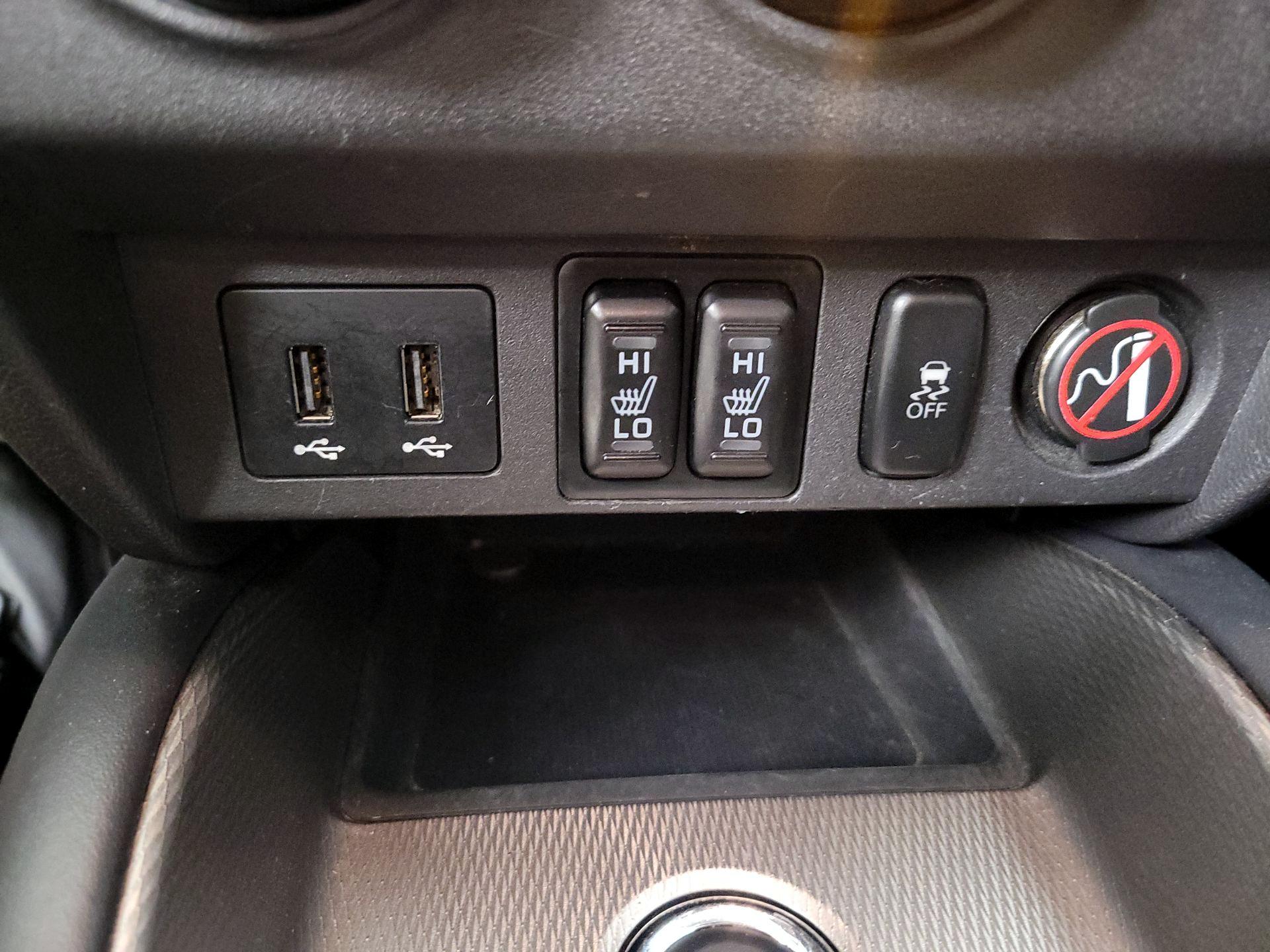 Thumbnail: 2019 Mitsubishi Outlander Sport - 19