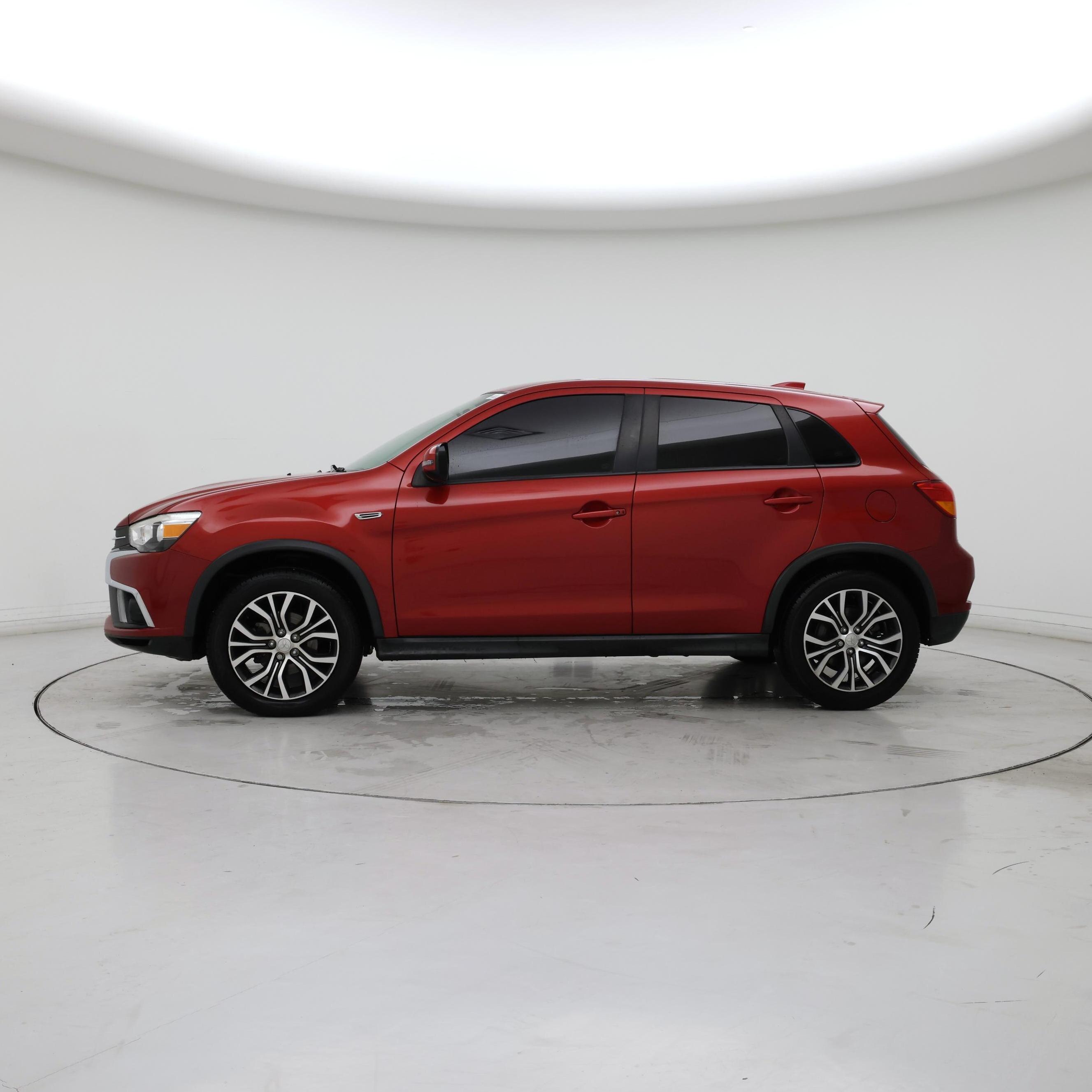 Thumbnail: 2019 Mitsubishi Outlander Sport - 3