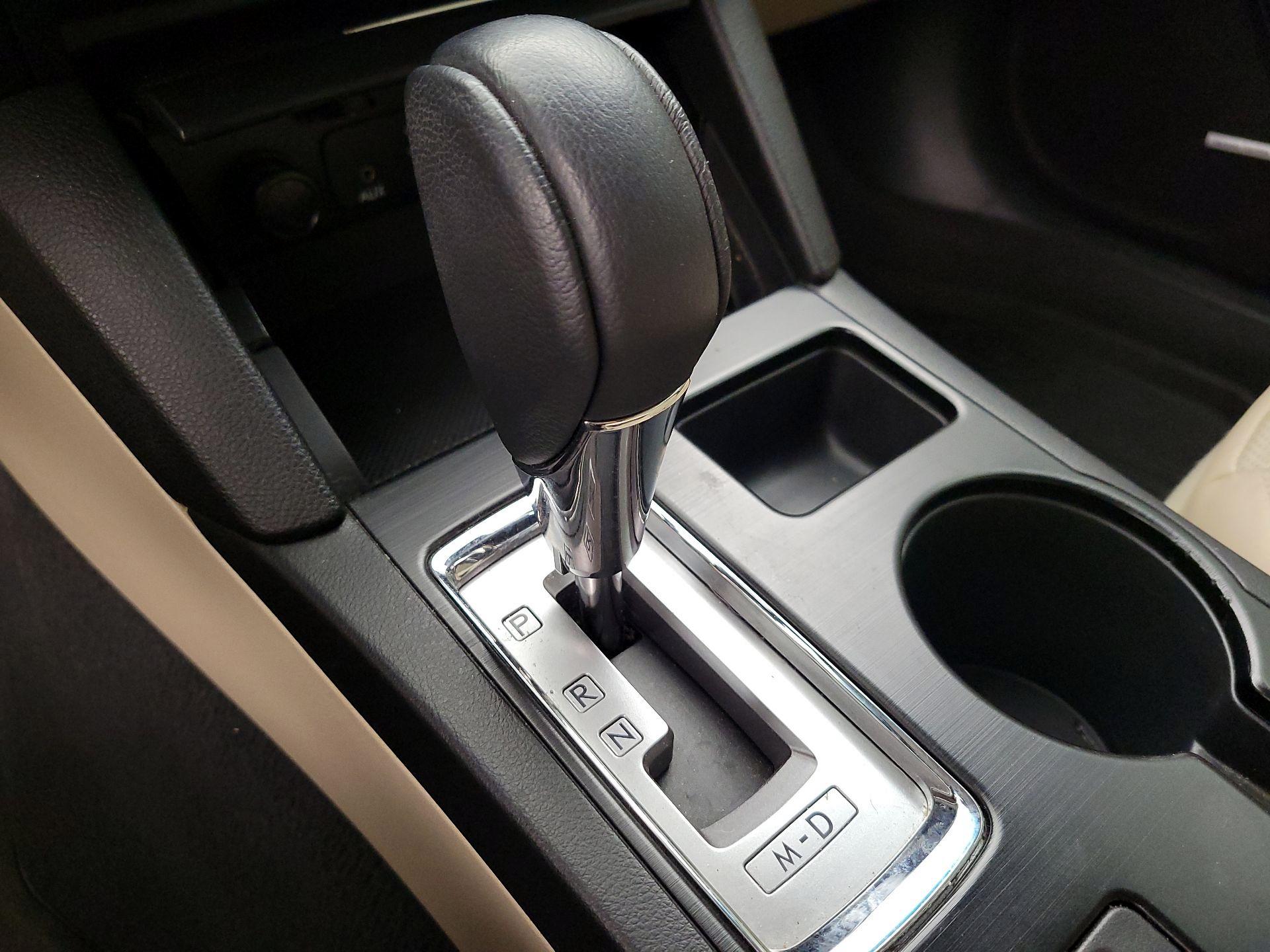 Thumbnail: 2016 Subaru Outback - 17