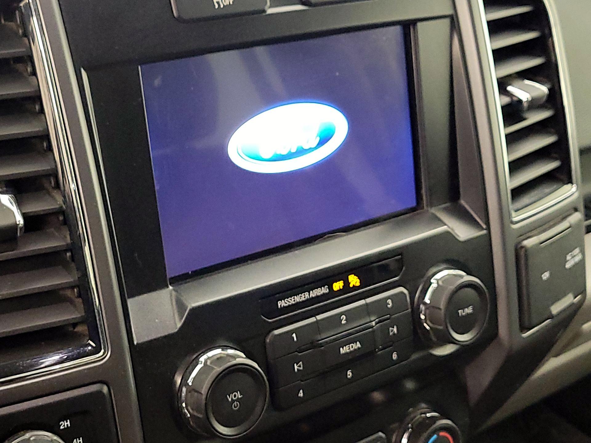 Thumbnail: 2019 Ford F-150 - 15