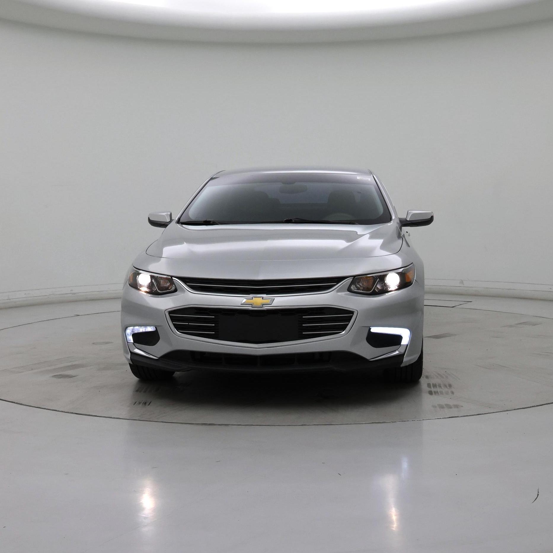 Thumbnail: 2018 Chevrolet Malibu - 5