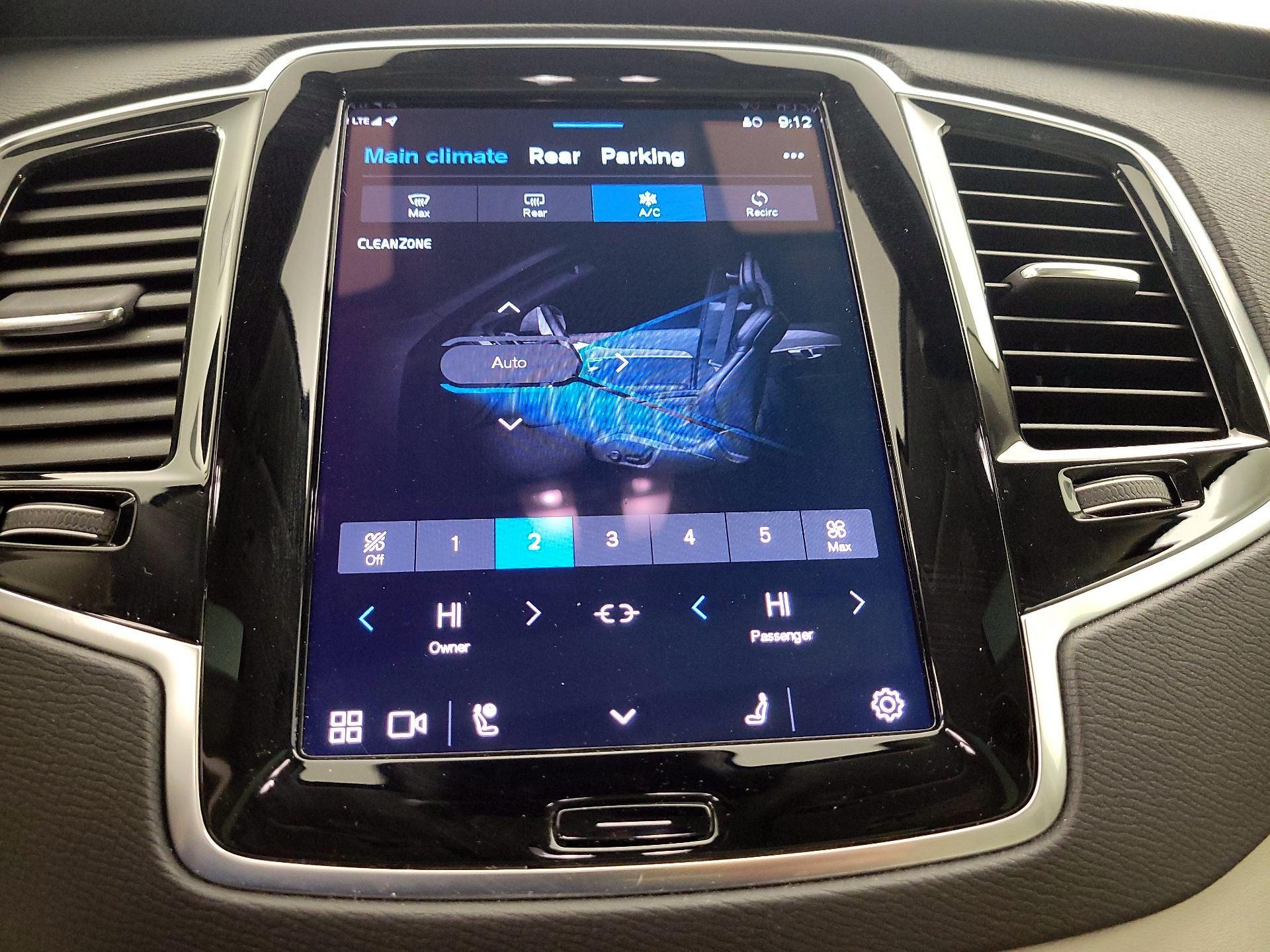 Thumbnail: 2024 Volvo XC90 - 17