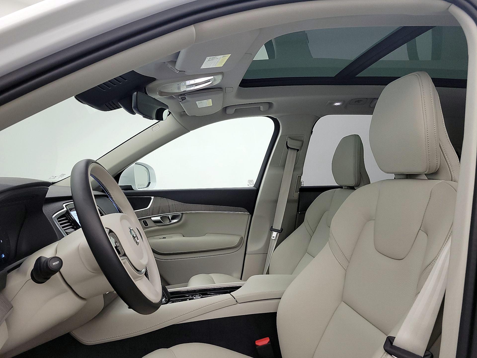 Thumbnail: 2024 Volvo XC90 - 20