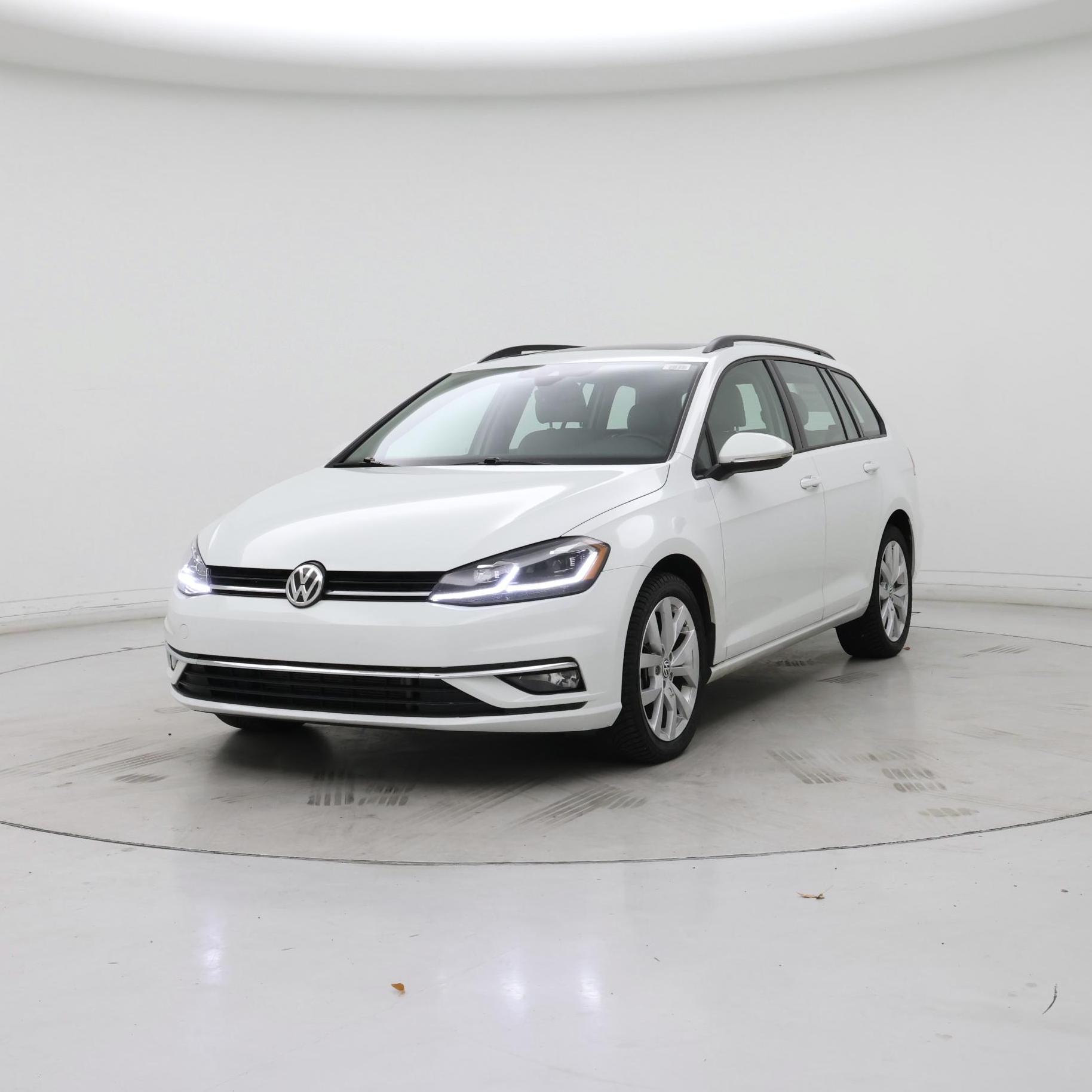 Thumbnail: 2019 Volkswagen Golf - 4