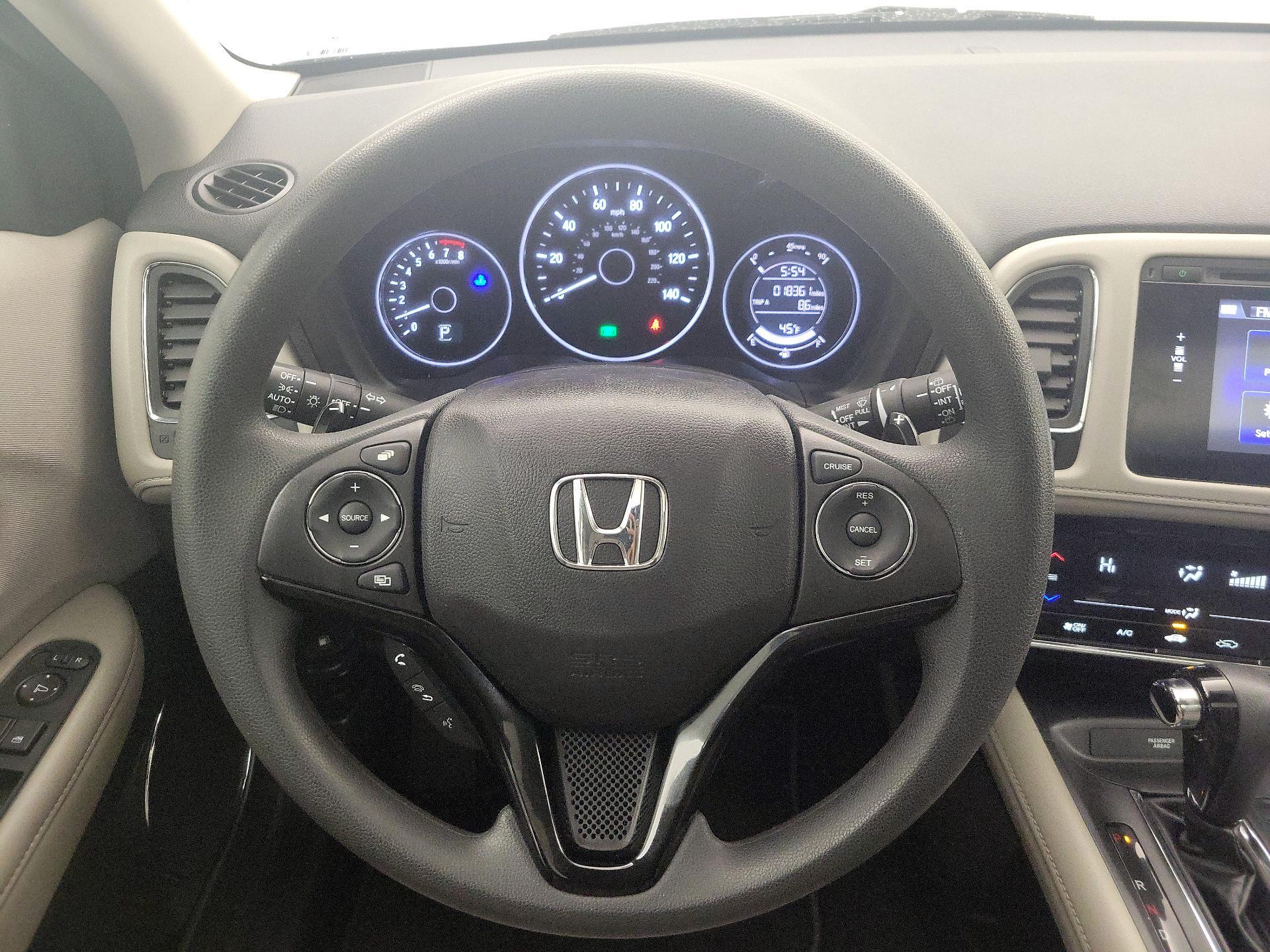 Thumbnail: 2017 Honda HR-V - 10