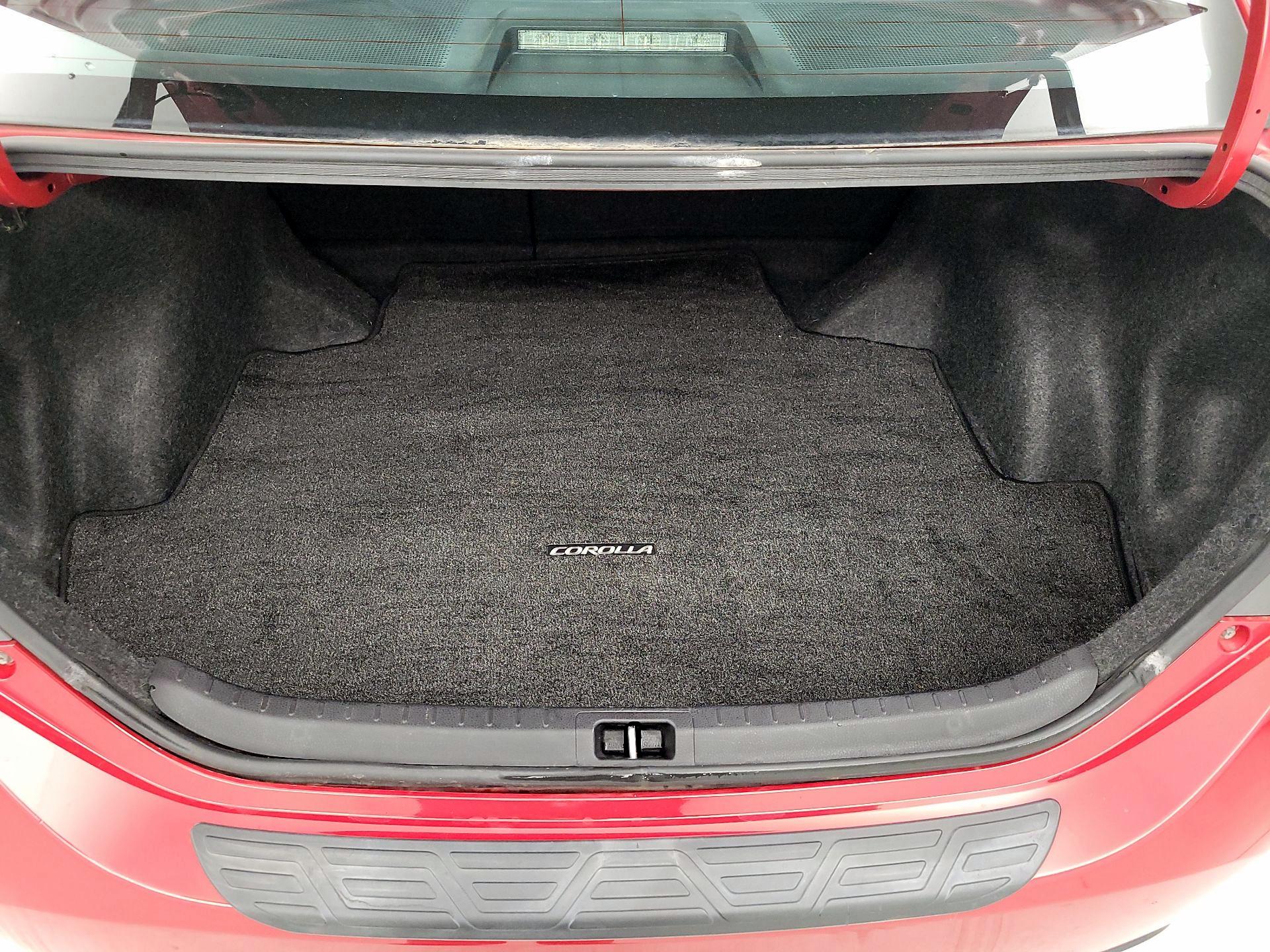 Thumbnail: 2019 Toyota Corolla - 17