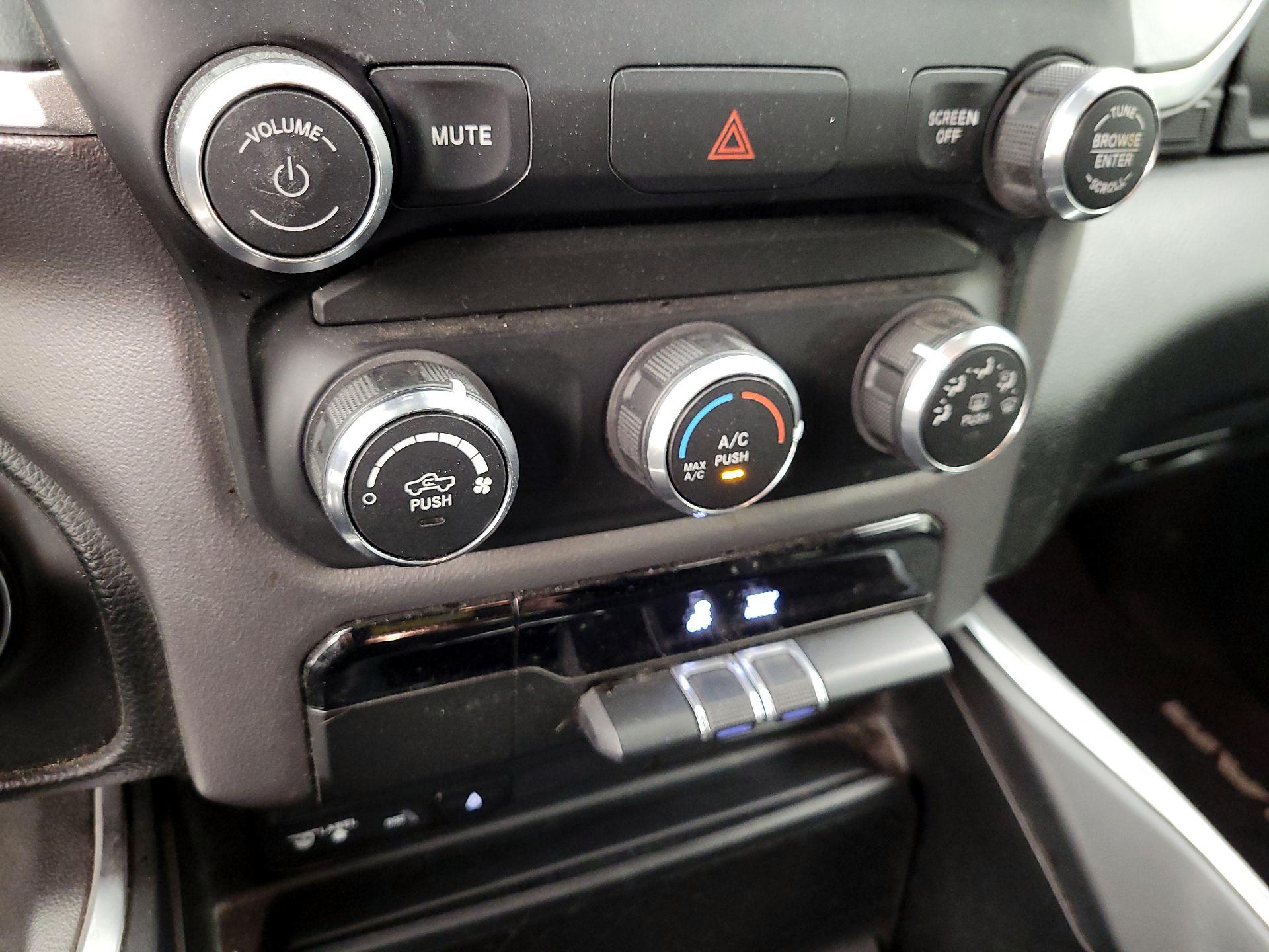 Thumbnail: 2019 RAM 1500 - 14