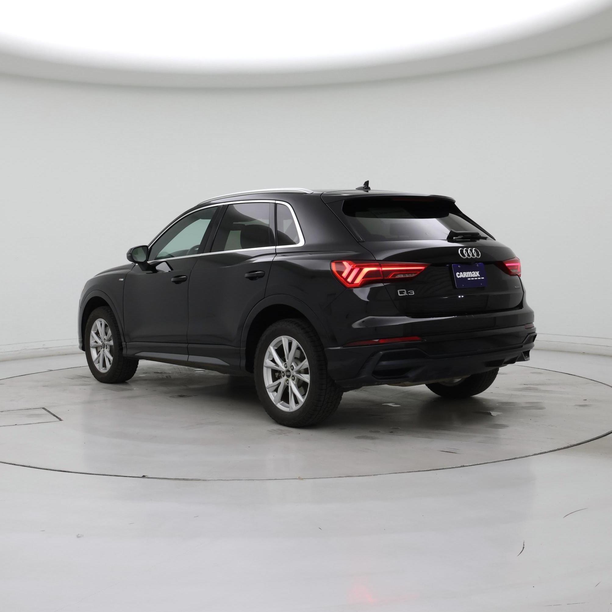 Thumbnail: 2021 Audi Q3 - 2