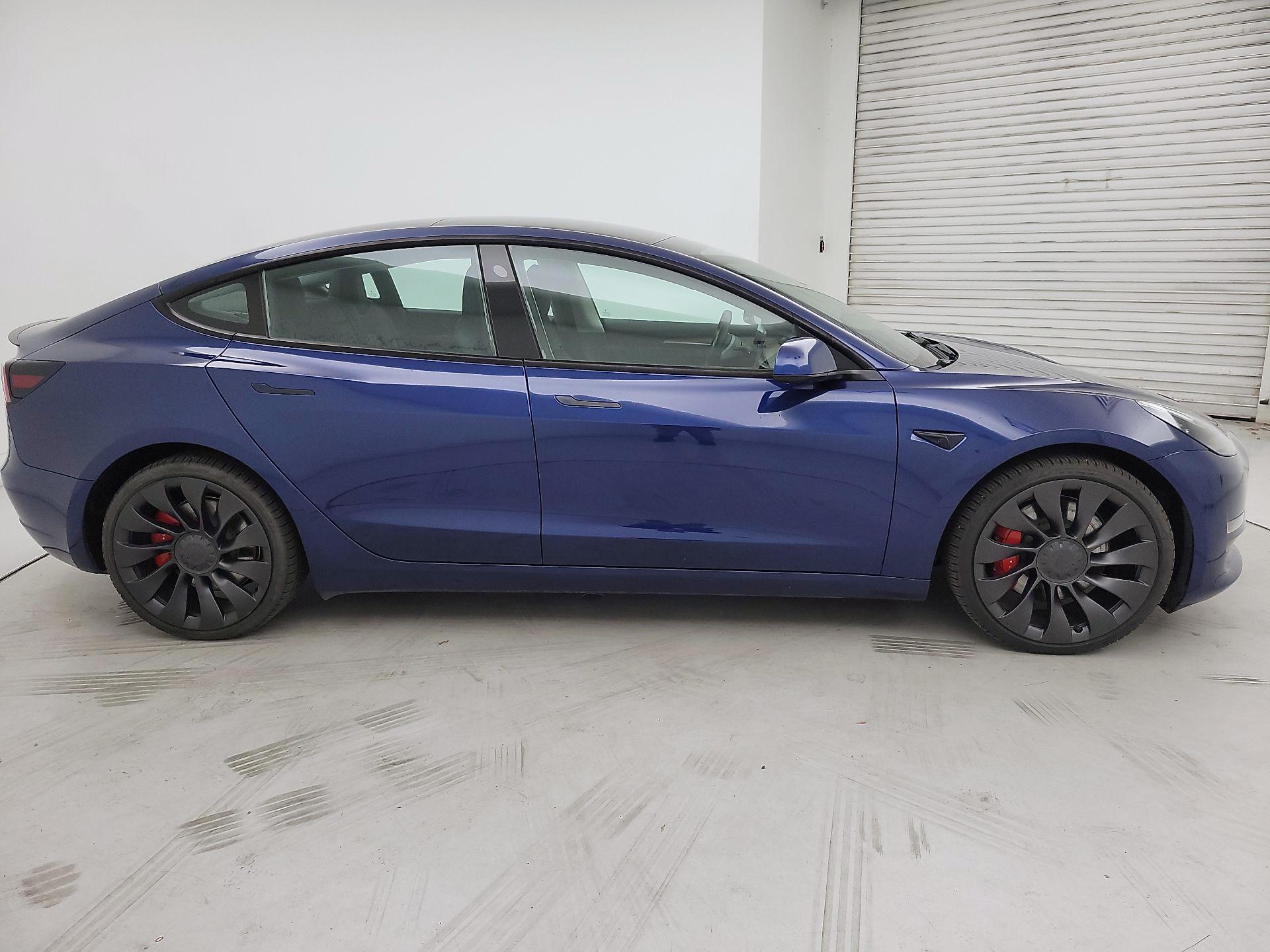 Thumbnail: 2023 Tesla Model 3 - 4