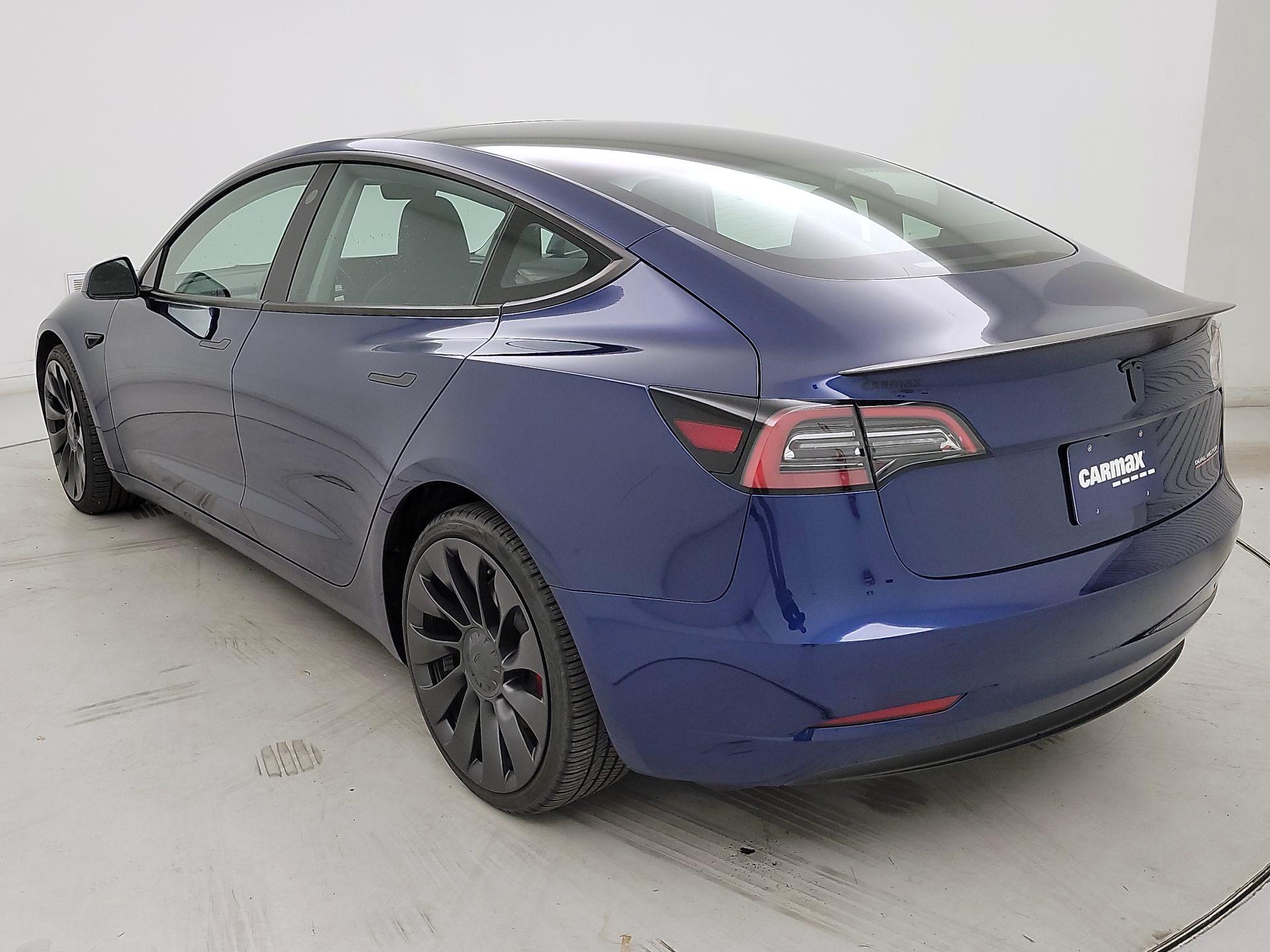 Thumbnail: 2023 Tesla Model 3 - 7