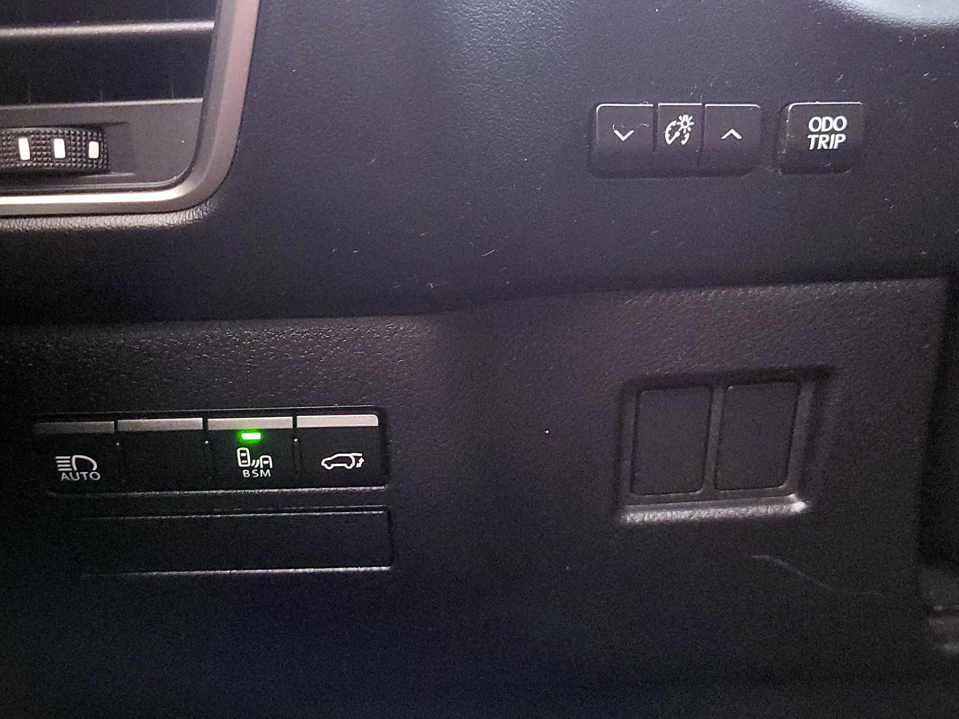 Thumbnail: 2021 Lexus NX - 13