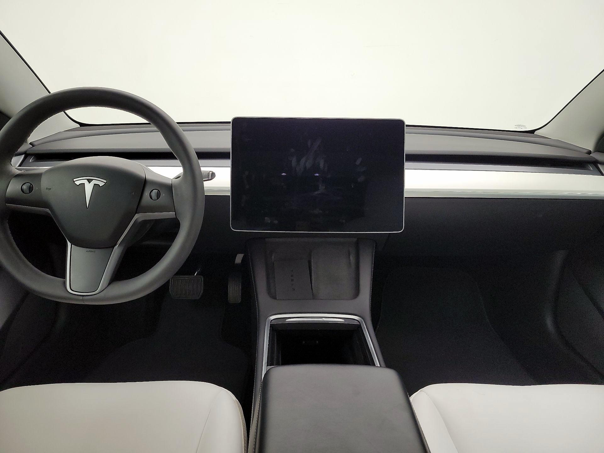 Thumbnail: 2022 Tesla Model 3 - 9