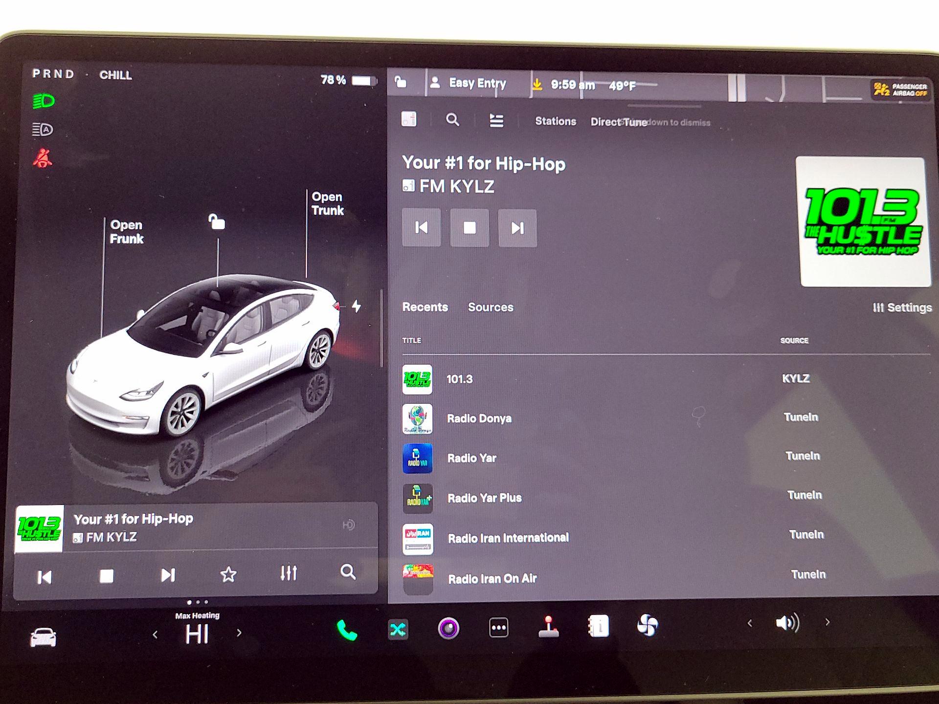 Thumbnail: 2022 Tesla Model 3 - 15