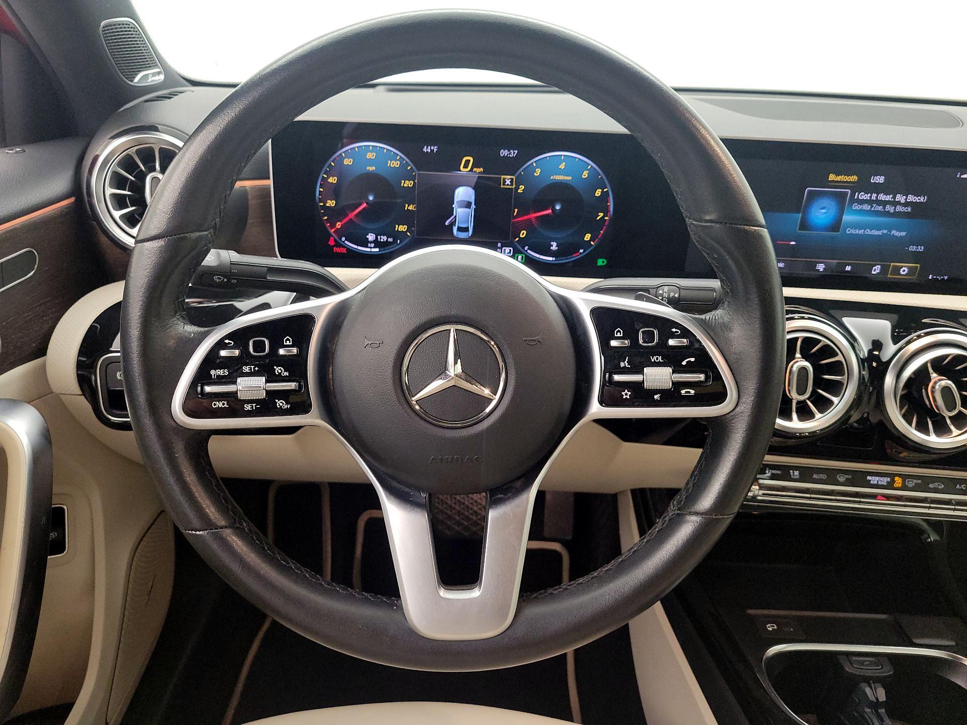 Thumbnail: 2019 Mercedes-Benz A-Class - 10