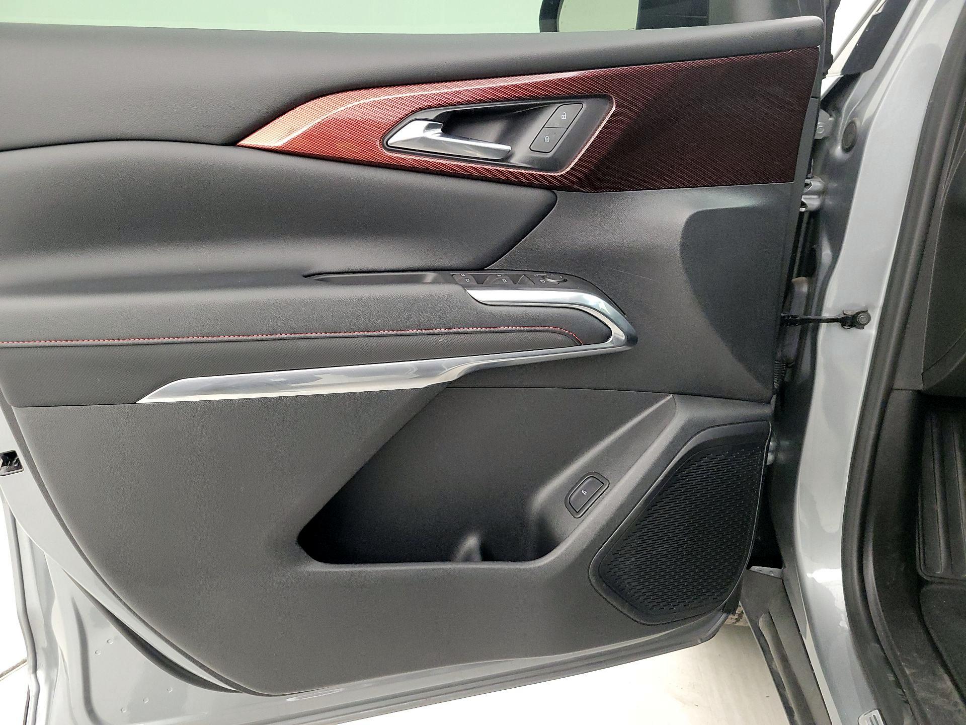 Thumbnail: 2024 Chevrolet Traverse - 12