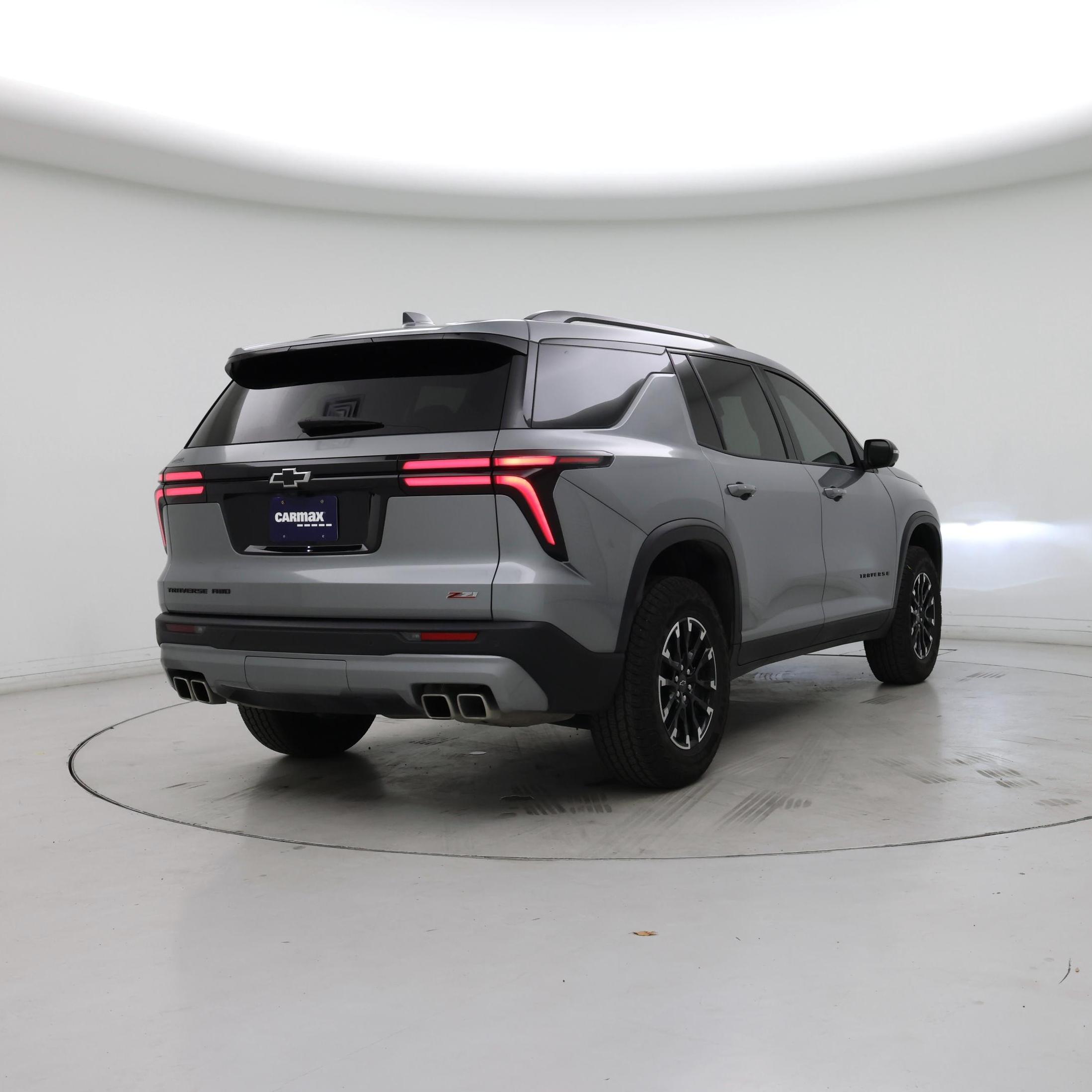 Thumbnail: 2024 Chevrolet Traverse - 8