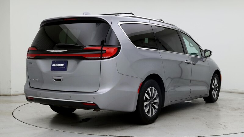 2021 Chrysler Pacifica Touring L 8