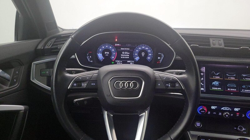2019 Audi Q3 Premium 10