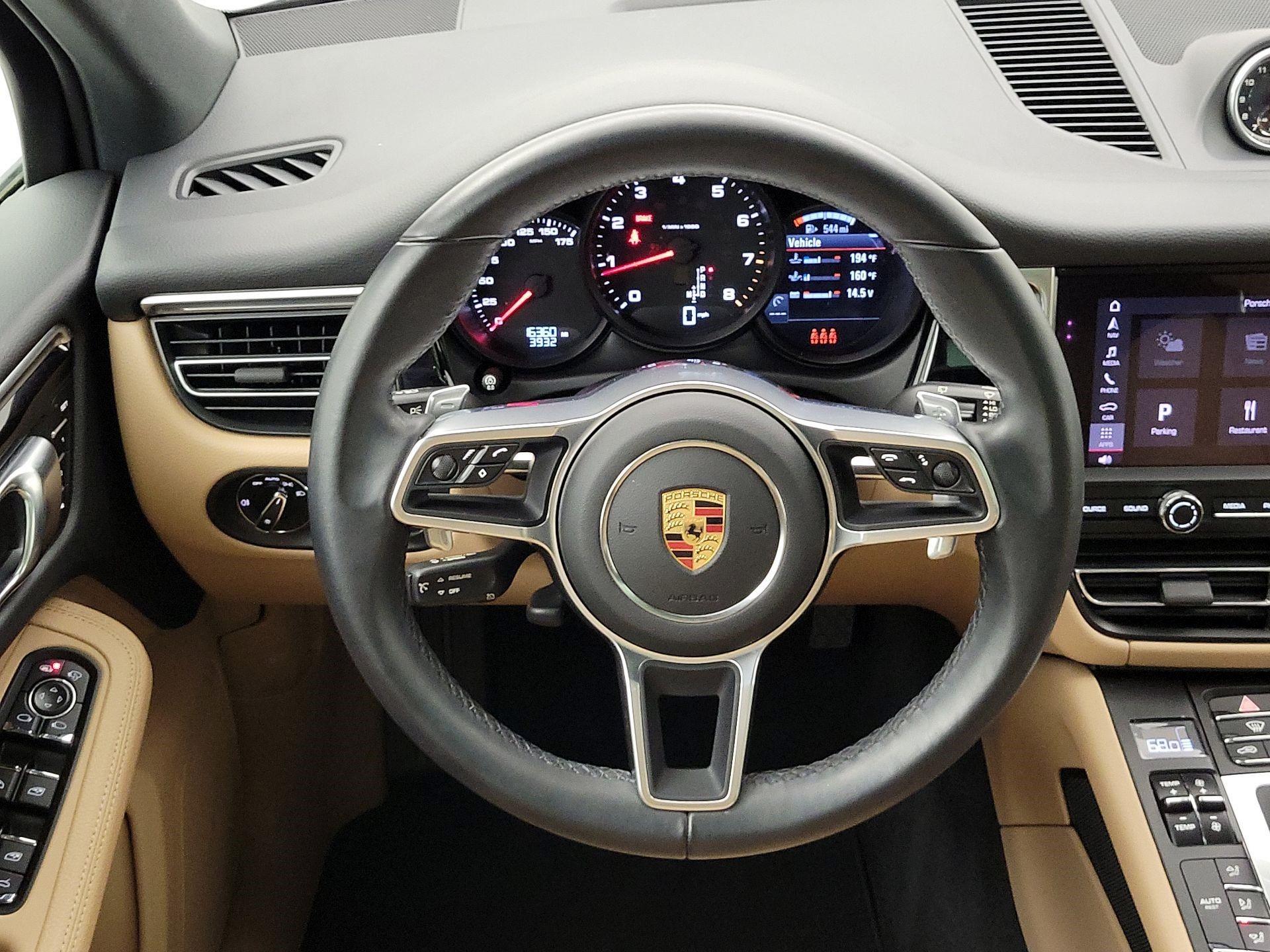 Thumbnail: 2021 Porsche Macan - 10