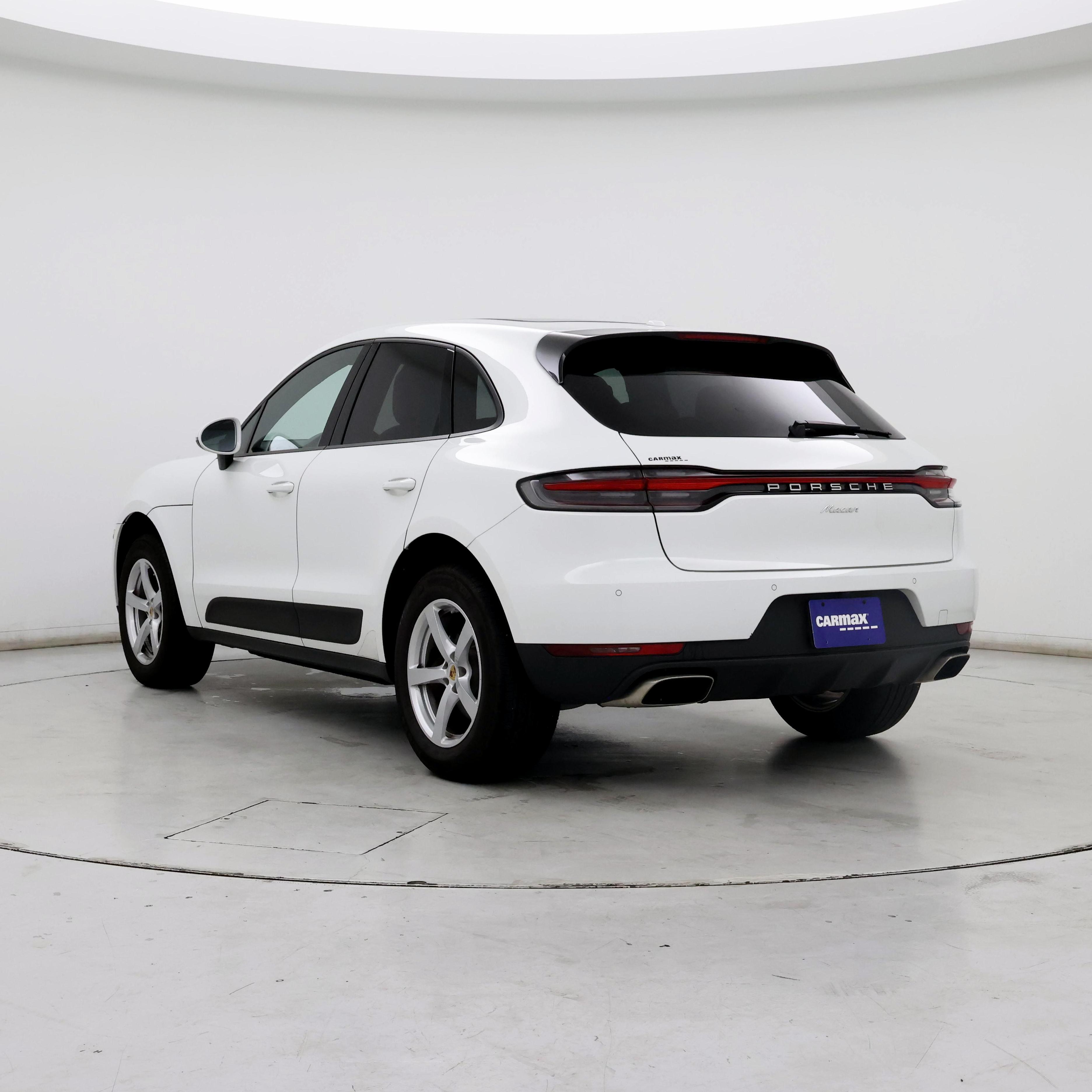 Thumbnail: 2021 Porsche Macan - 2