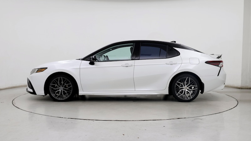 2021 Toyota Camry XSE 3