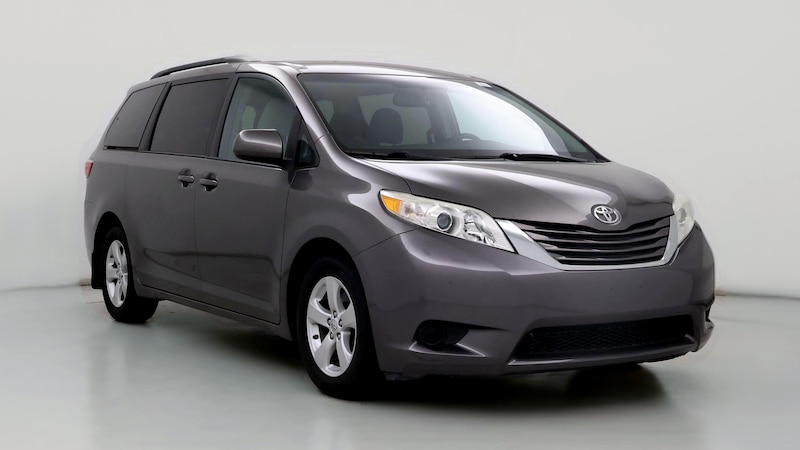 2017 Toyota Sienna LE Hero Image