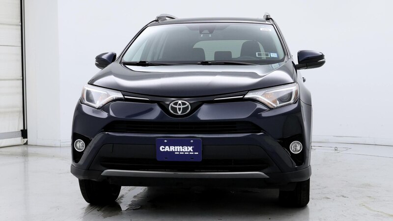 2017 Toyota RAV4 XLE 6