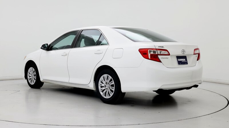 2014 Toyota Camry LE 2