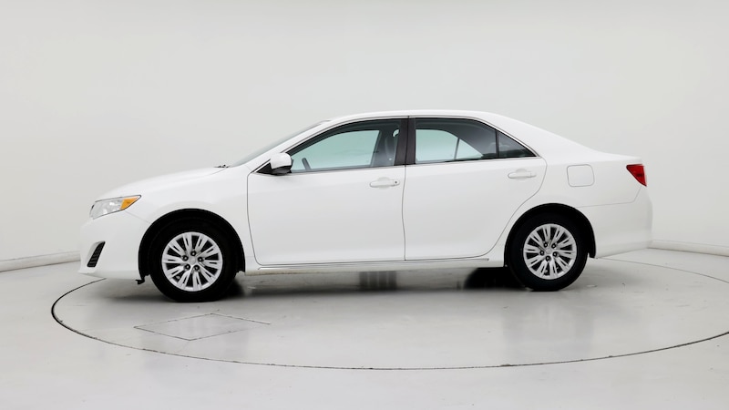 2014 Toyota Camry LE 3