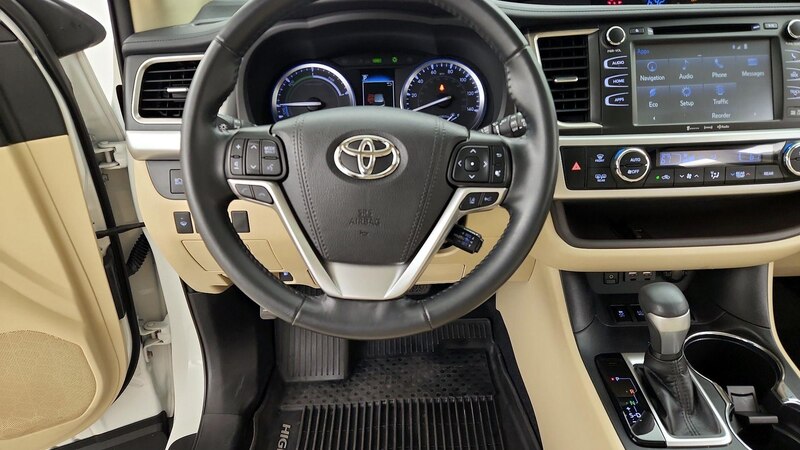 2019 Toyota Highlander XLE 10