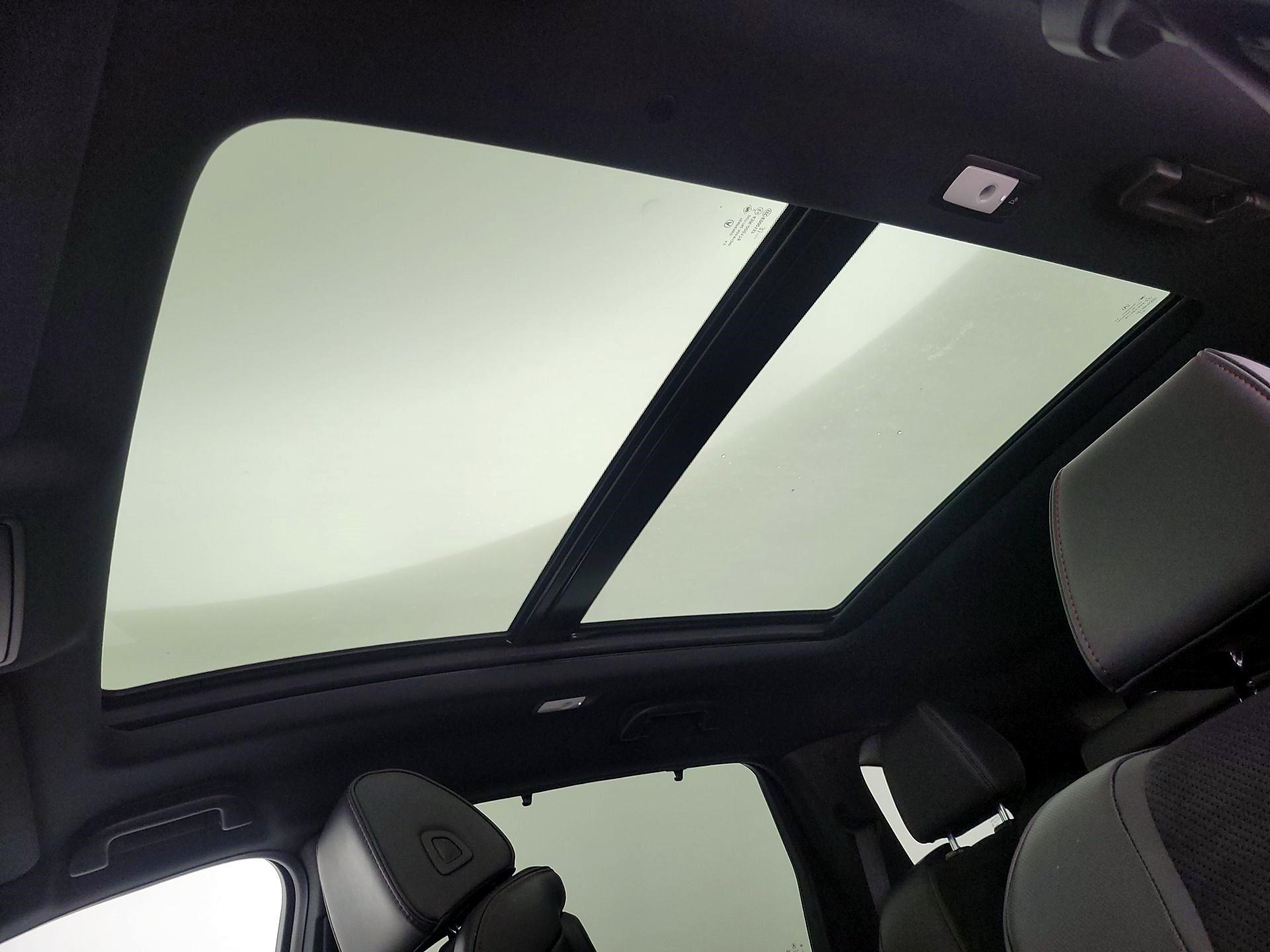 Thumbnail: 2022 Acura MDX - 20