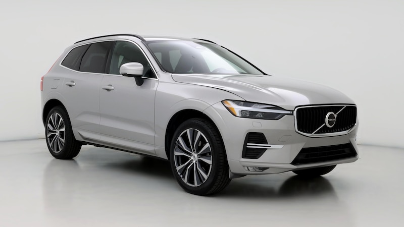 2022 Volvo XC60 B5 Momentum Hero Image