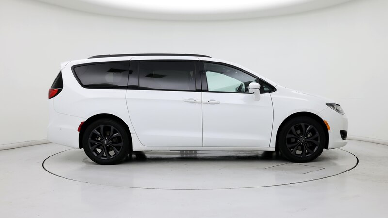 2020 Chrysler Pacifica Limited 7