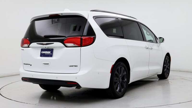 2020 Chrysler Pacifica Limited 8