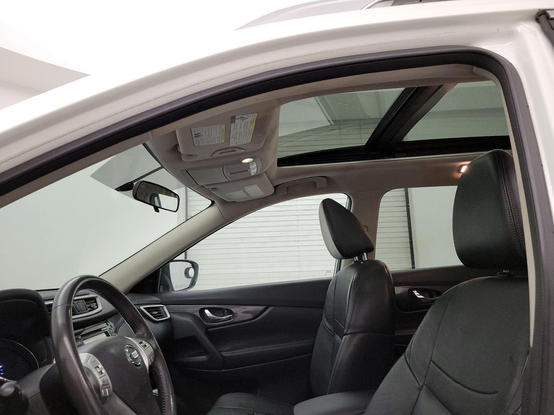 Thumbnail: 2014 Nissan Rogue - 20