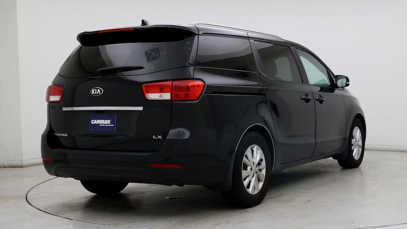 2016 Kia Sedona LX 8