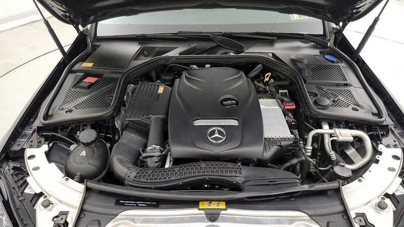 2015 Mercedes-Benz C-Class C 300 23