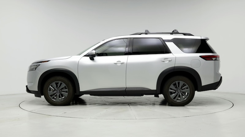 2023 Nissan Pathfinder SV 3