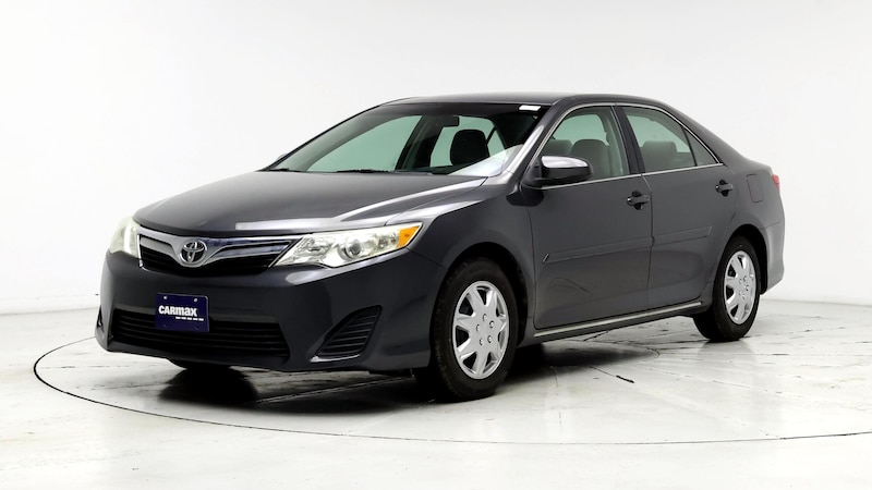 2013 Toyota Camry LE 4