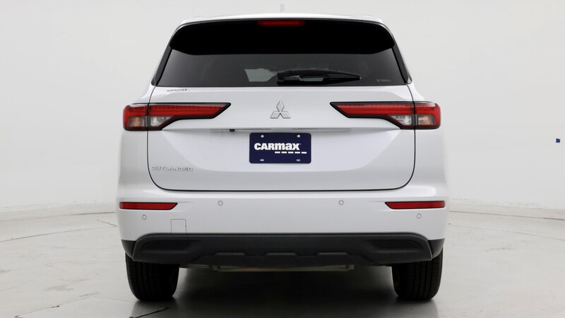 2022 Mitsubishi Outlander ES 6