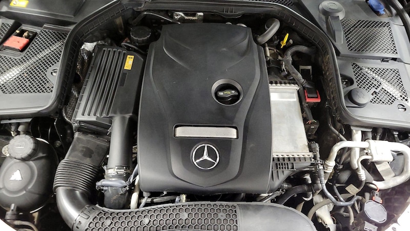 2015 Mercedes-Benz C-Class C 300 20