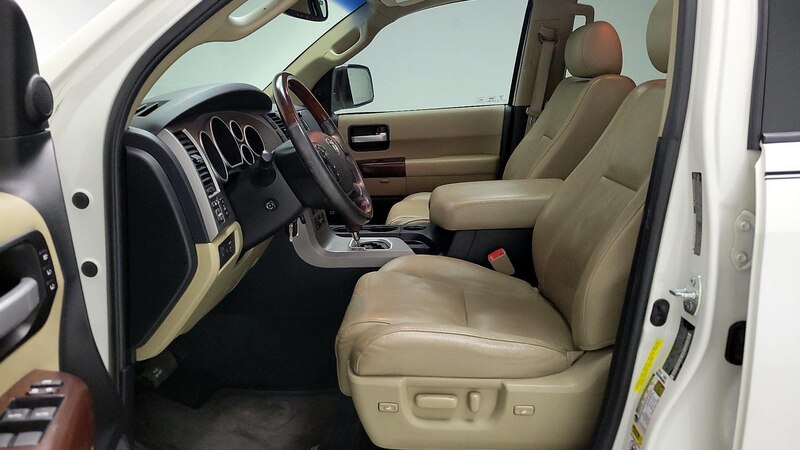 2013 Toyota Sequoia Platinum 11