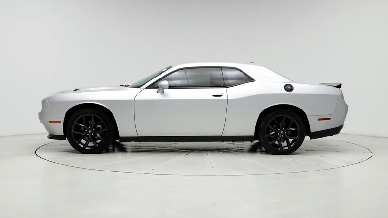 2022 Dodge Challenger SXT 3