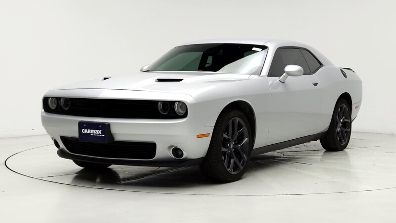 2022 Dodge Challenger SXT 4