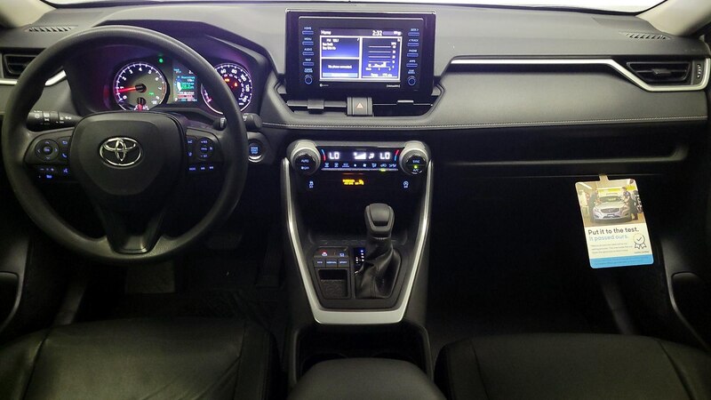 2020 Toyota RAV4 XLE 9