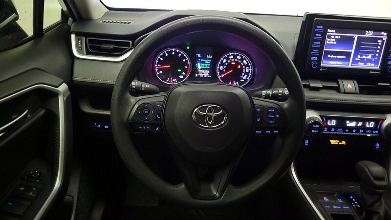 2020 Toyota RAV4 XLE 10