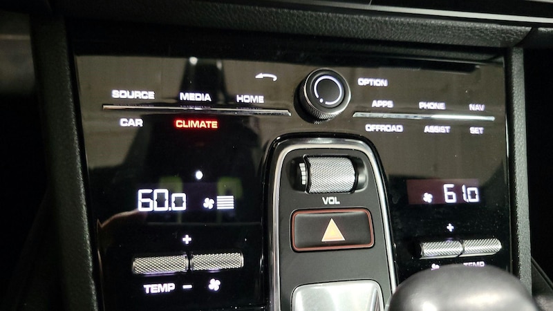 2020 Porsche Cayenne Coupe 17