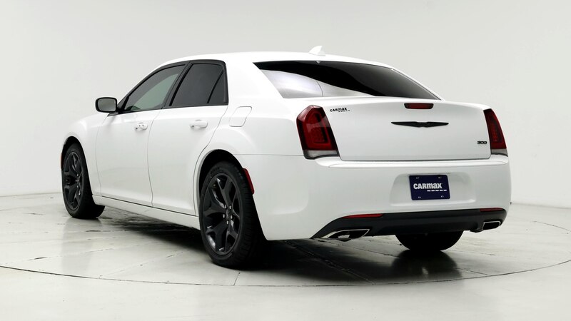 2020 Chrysler 300 Touring 2