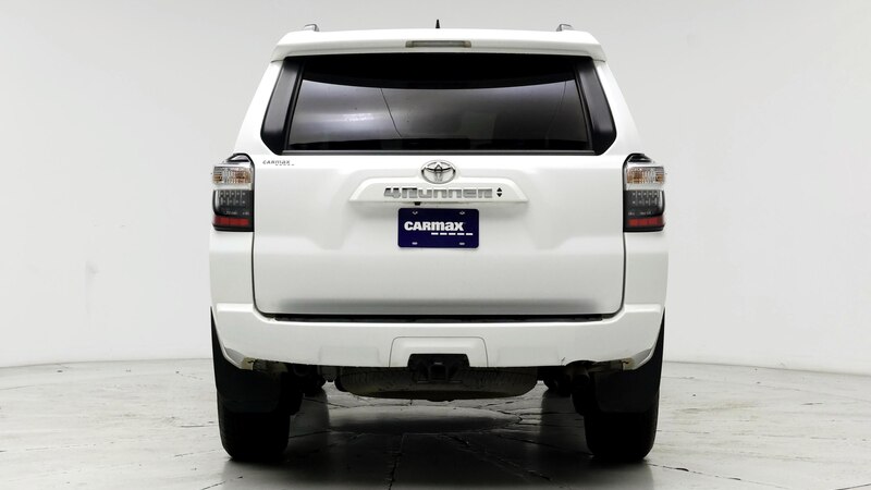 2023 Toyota 4Runner SR5 6