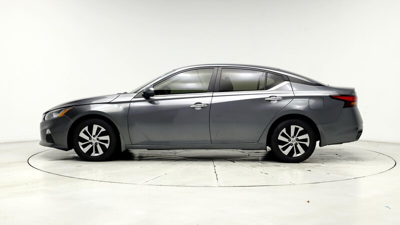 2021 Nissan Altima S 3